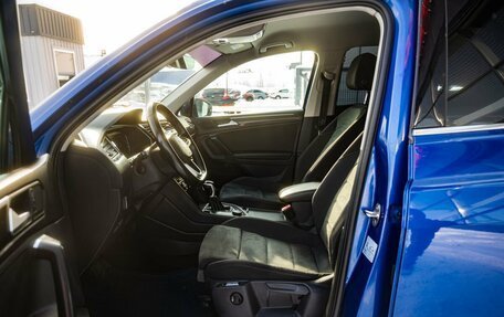 Volkswagen Tiguan II, 2021 год, 3 300 000 рублей, 12 фотография