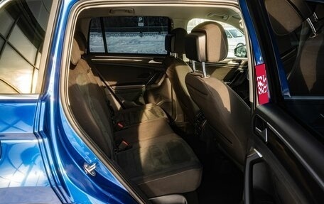 Volkswagen Tiguan II, 2021 год, 3 300 000 рублей, 13 фотография