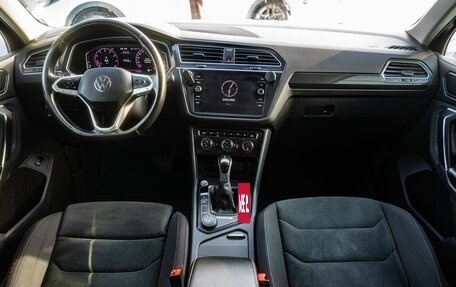 Volkswagen Tiguan II, 2021 год, 3 300 000 рублей, 15 фотография