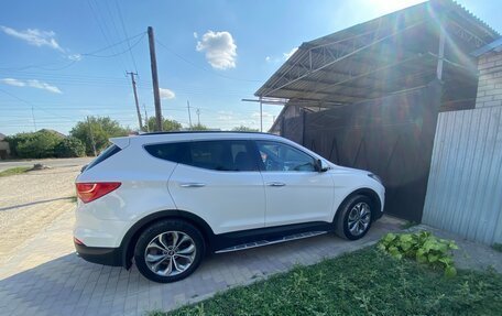 Hyundai Santa Fe III рестайлинг, 2014 год, 1 600 000 рублей, 2 фотография