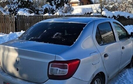 Renault Logan II, 2015 год, 385 000 рублей, 6 фотография