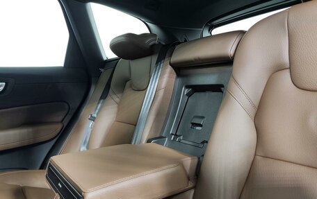 Volvo XC60 II, 2025 год, 7 050 000 рублей, 13 фотография