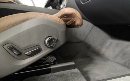 Volvo XC60 II, 2025 год, 7 050 000 рублей, 17 фотография