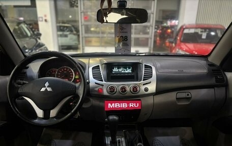 Mitsubishi L200 IV рестайлинг, 2012 год, 1 475 000 рублей, 8 фотография