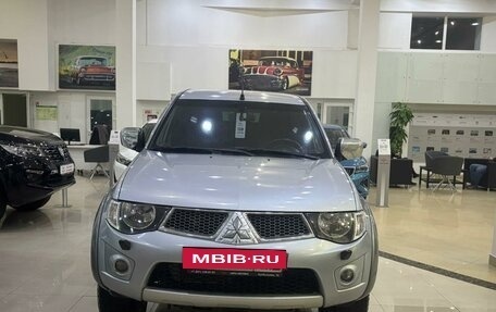 Mitsubishi L200 IV рестайлинг, 2012 год, 1 475 000 рублей, 2 фотография