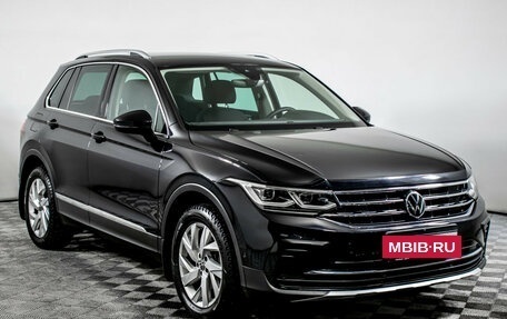 Volkswagen Tiguan II, 2021 год, 3 690 000 рублей, 3 фотография