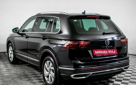 Volkswagen Tiguan II, 2021 год, 3 690 000 рублей, 7 фотография