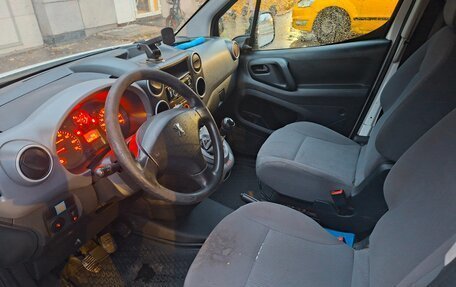 Peugeot Partner II рестайлинг 2, 2012 год, 350 000 рублей, 6 фотография