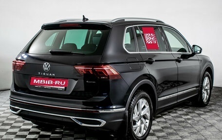 Volkswagen Tiguan II, 2021 год, 3 690 000 рублей, 5 фотография