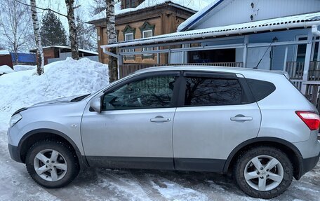 Nissan Qashqai, 2009 год, 699 000 рублей, 2 фотография