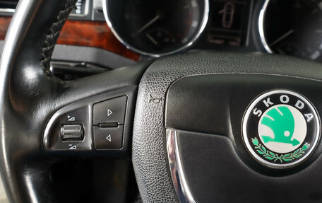 Skoda Superb III рестайлинг, 2012 год, 1 129 000 рублей, 17 фотография