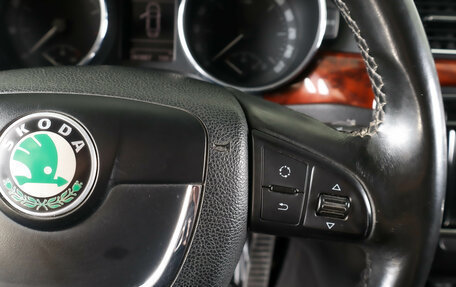 Skoda Superb III рестайлинг, 2012 год, 1 129 000 рублей, 18 фотография