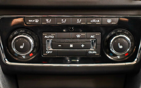 Skoda Superb III рестайлинг, 2012 год, 1 129 000 рублей, 20 фотография