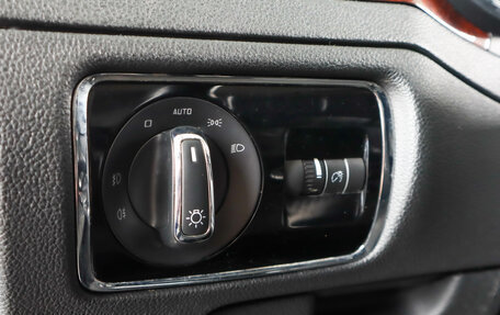 Skoda Superb III рестайлинг, 2012 год, 1 129 000 рублей, 24 фотография