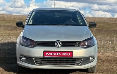 Volkswagen Polo VI (EU Market), 2012 год, 700 000 рублей, 1 фотография