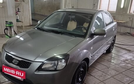 KIA Rio II, 2011 год, 550 000 рублей, 2 фотография