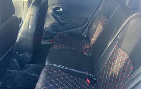 Volkswagen Polo VI (EU Market), 2012 год, 700 000 рублей, 10 фотография