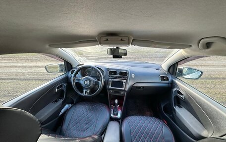 Volkswagen Polo VI (EU Market), 2012 год, 700 000 рублей, 11 фотография