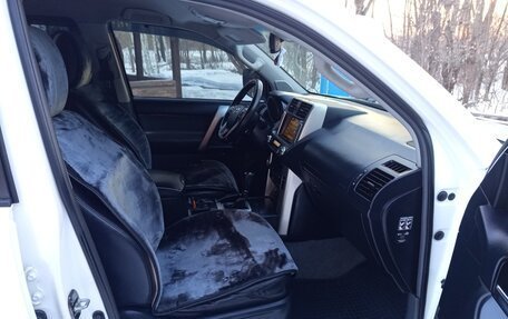 Toyota Land Cruiser Prado 150 рестайлинг 2, 2009 год, 2 850 000 рублей, 30 фотография