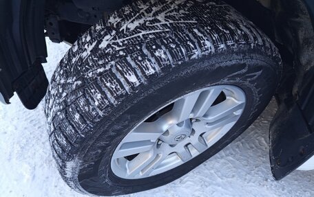 Toyota Land Cruiser Prado 150 рестайлинг 2, 2009 год, 2 850 000 рублей, 38 фотография