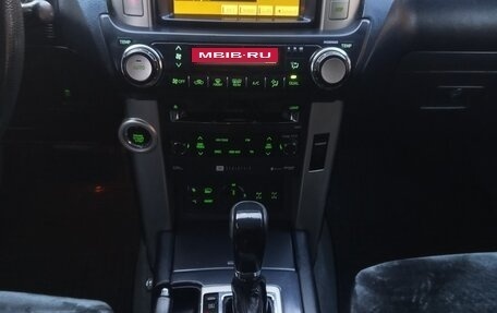 Toyota Land Cruiser Prado 150 рестайлинг 2, 2009 год, 2 850 000 рублей, 26 фотография