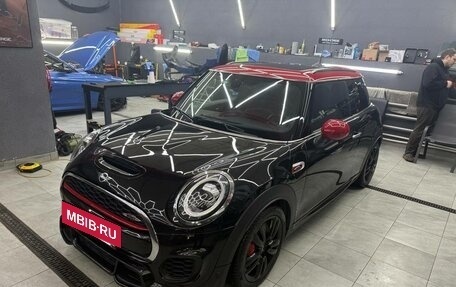 MINI Hatch, 2018 год, 2 450 000 рублей, 4 фотография