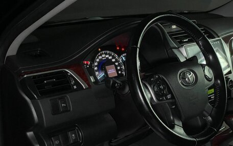 Toyota Camry, 2014 год, 1 950 000 рублей, 10 фотография