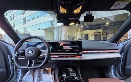 BMW 5 серия, 2023 год, 7 950 000 рублей, 7 фотография