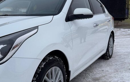 KIA Rio IV, 2017 год, 1 550 000 рублей, 4 фотография