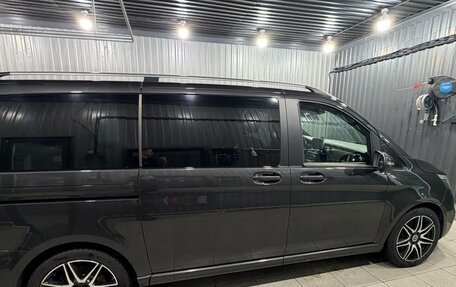 Mercedes-Benz V-Класс, 2019 год, 4 600 000 рублей, 4 фотография