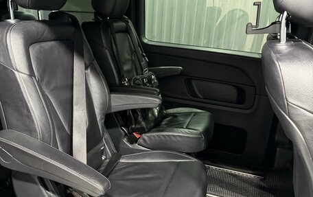 Mercedes-Benz V-Класс, 2019 год, 4 600 000 рублей, 9 фотография