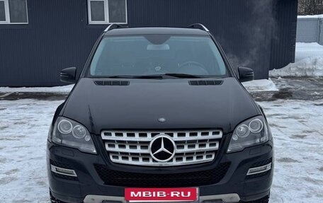 Mercedes-Benz M-Класс, 2010 год, 1 520 000 рублей, 2 фотография