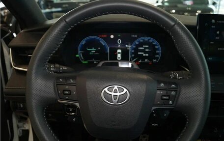 Toyota Camry, 2025 год, 5 350 000 рублей, 10 фотография