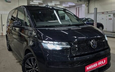 Volkswagen Multivan, 2022 год, 6 490 000 рублей, 2 фотография