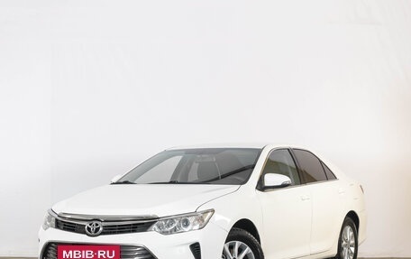 Toyota Camry, 2015 год, 1 769 000 рублей, 4 фотография