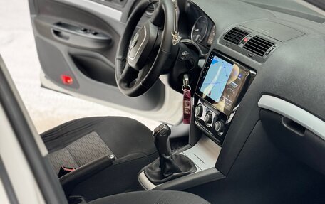 Skoda Octavia, 2011 год, 910 000 рублей, 6 фотография