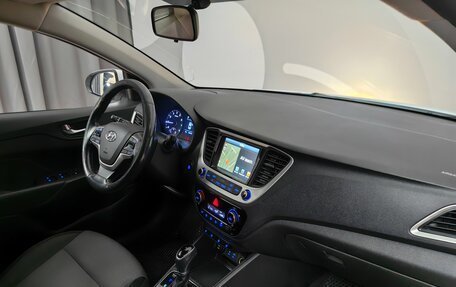 Hyundai Solaris II рестайлинг, 2017 год, 1 099 000 рублей, 12 фотография