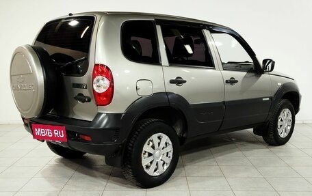 Chevrolet Niva I рестайлинг, 2015 год, 690 000 рублей, 5 фотография