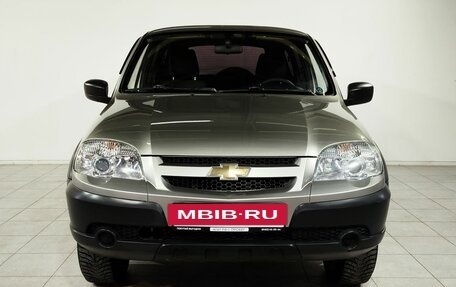 Chevrolet Niva I рестайлинг, 2015 год, 690 000 рублей, 2 фотография