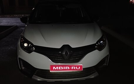 Renault Kaptur I рестайлинг, 2017 год, 1 200 000 рублей, 1 фотография