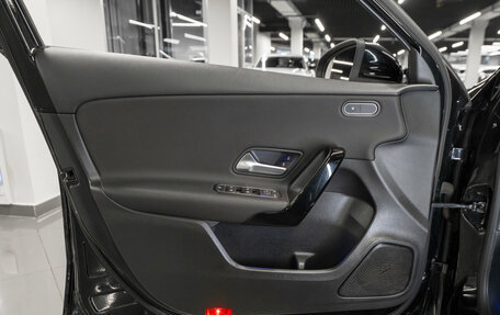 Mercedes-Benz A-Класс, 2018 год, 2 560 000 рублей, 17 фотография