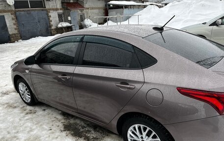 Hyundai Solaris II рестайлинг, 2019 год, 1 400 000 рублей, 4 фотография