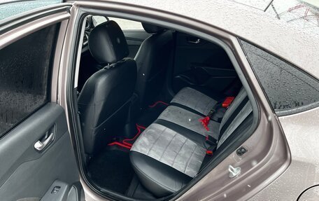 Hyundai Solaris II рестайлинг, 2019 год, 1 400 000 рублей, 5 фотография