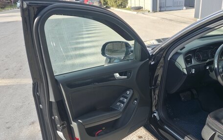 Audi A4, 2012 год, 1 550 000 рублей, 14 фотография