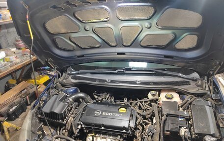 Opel Astra J, 2011 год, 481 000 рублей, 9 фотография