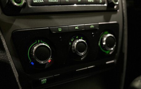 Skoda Octavia, 2011 год, 690 000 рублей, 22 фотография