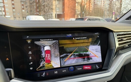 Volkswagen Touareg III, 2020 год, 4 999 000 рублей, 7 фотография
