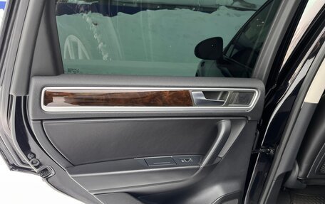 Volkswagen Touareg III, 2014 год, 2 300 000 рублей, 19 фотография