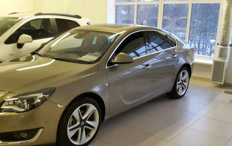 Opel Insignia II рестайлинг, 2014 год, 2 000 000 рублей, 2 фотография