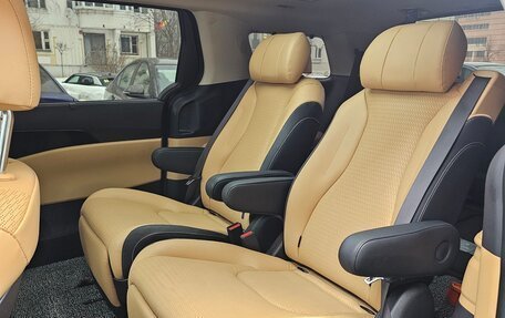 KIA Carnival, 2023 год, 4 990 000 рублей, 12 фотография